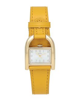 Fossil Wrist Watch 50307920hr—Textured leather strap, brand logo, adjustable buckle fastening, stainless steel case material, water resistant.