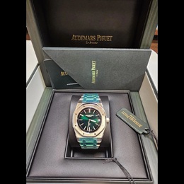 Audemars Piguet Royal Oak ''50th Anniversary'' Automatic Green Dial Mens Watch 16202pt.oo.1240pt.01