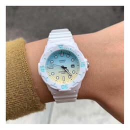 Часы Casio Waterproof Sports White Analog, белый lrw-200h-2e2 | white