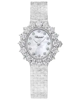 Chopard L'Heure Du Diamant Oval 10A393-1106, White Gold Mother of Pearl Dial with Diamond Bezel Manual Women's Watch