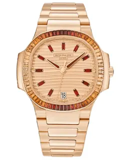Brand New Authentic Patek Philippe Nautilus 7118/1300R-001