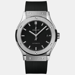 Hublot Black Titanium Classic Fusion Men's Wristwatch 42 mm 1102838