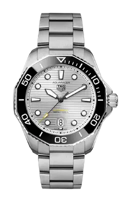 Часы aquaracer professional 300 gmt Tag Heuer wbp201c.ba0632