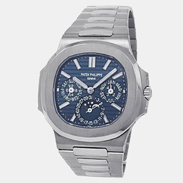 Patek Philippe Nautilus 5740/1G-001 Automatic Blue in White Gold Men's Wristwatch