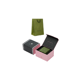 Наручные часы G Timeless Collection с кварцевым механизмом, ремешком из нержавеющей стали и серебристым циферблатом для мужчин Gucci ya1264126