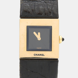 Chanel Matelasse Quartz Yellow Gold Women's Wristwatch 19 mm 1219369
