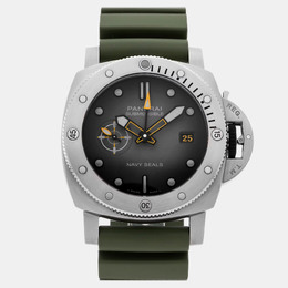 Pre-Owned Panerai Submersible PAM 1323 Automatic Grey Stainless Steel Men's Wristwatch